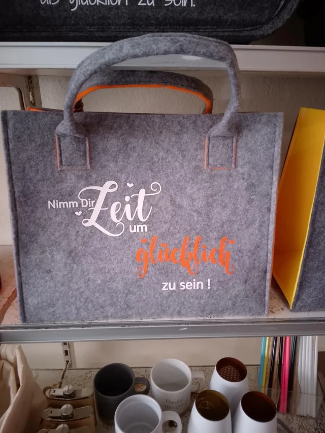 Filztasche mit Spruch & Hirsch kaufen | KreativVeredelung