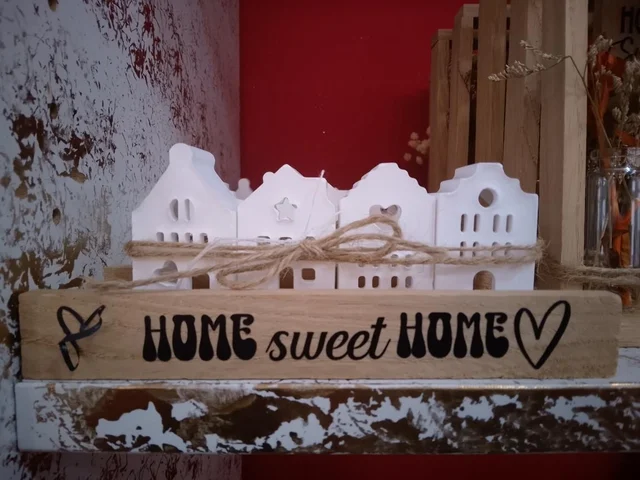 Kleiner Holz-Deko-Aufsteller „Home Sweet Home“ mit Häuschen | Renate Wurzer