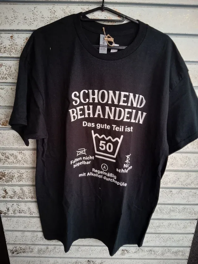 „Schonend behandeln 50“ – Lustiges Geburtstags-Shirt (Größe L) | KreativVeredelung